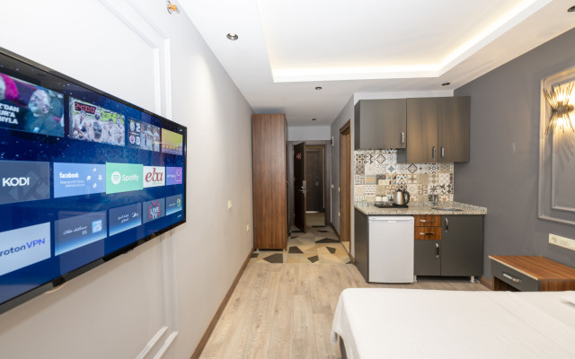 Отель Comfort Suites