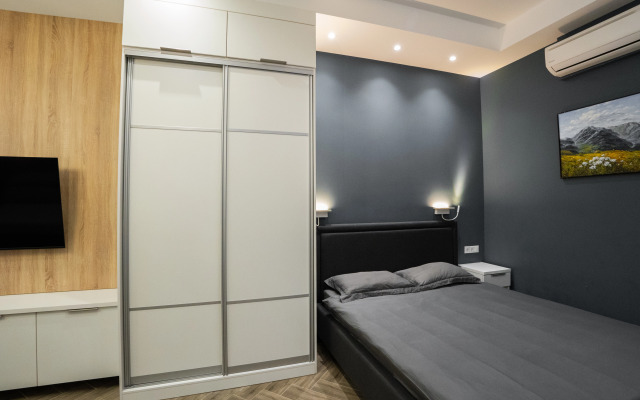 Апартаменты двухкомнатные с видом на море и город