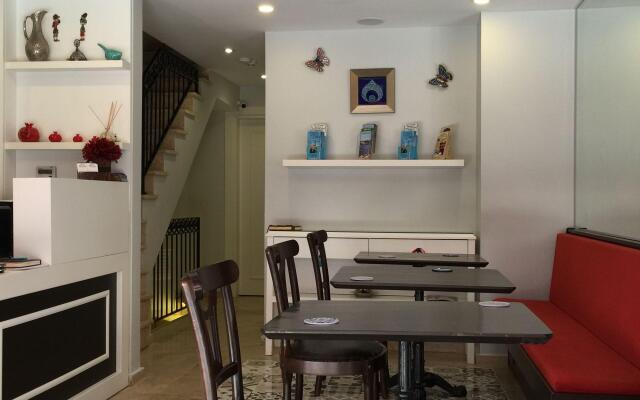 Ten Rooms Istanbul Hotel - Adults Only