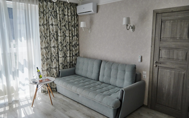 S Yantarnoy Saunoy Prestige Pro Apartments