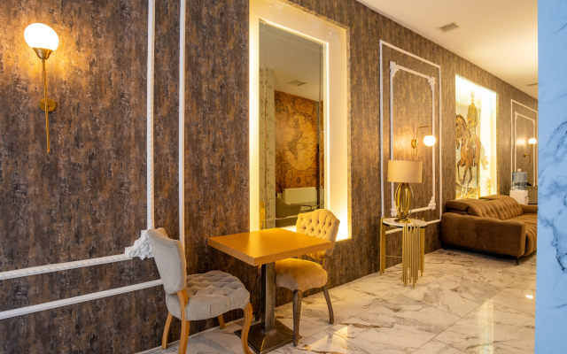 Orange Hotel & SPA