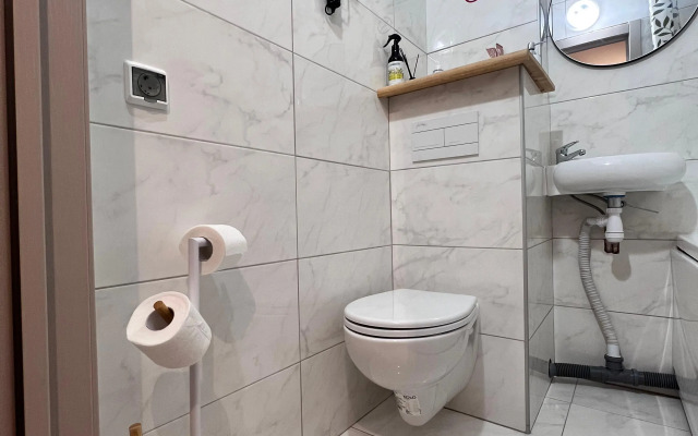 Granada Komfortnaya studiya v ZhK London Park s shikarnyim vidom na gorod Apartments