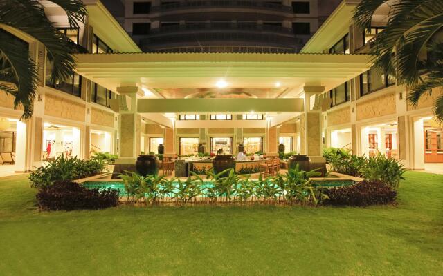 Olalani Resort  Hotel And Condotel
