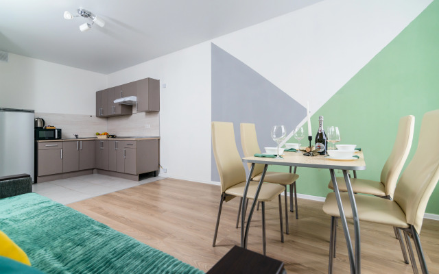 Yevrodvushka VV Apart Vozle Metro Kotelniki Na Sosnovoy 5k1 Apartments