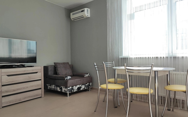 Panda Home sovremennom ZhK s krasivym vidom na reku Apartments
