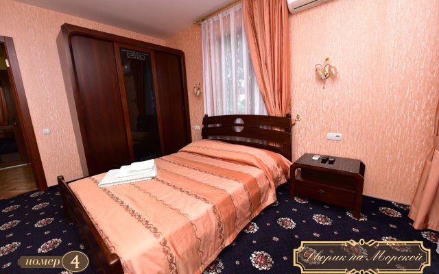 Dvorik Na Morskoj Furnished rooms