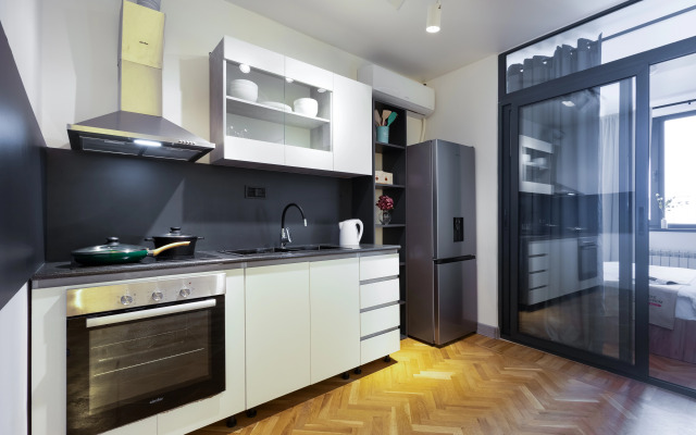 KeyGo #0149 2 Bedroom Design near Saryan Street Apartments