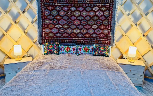Tatarskaya Yurta Altyn Saray Glamping
