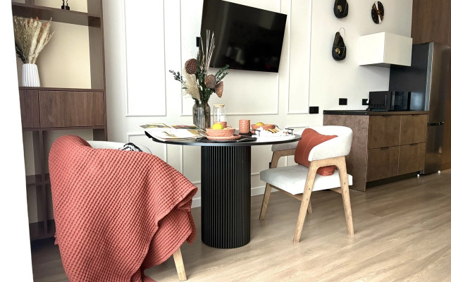 Квартира Стильная видовая студия в центре