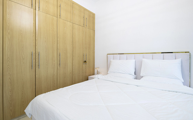 Luxury and Spacious Full Marina View Flat