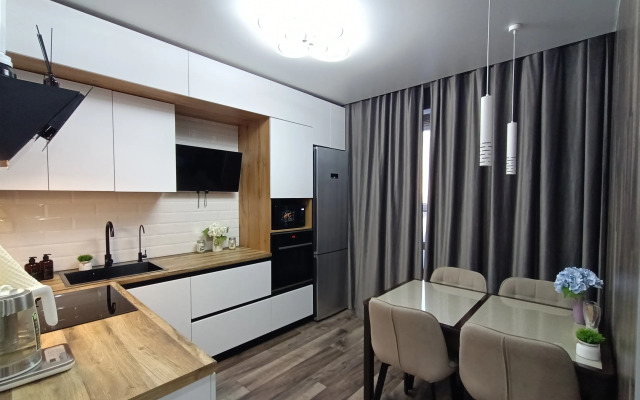 Na Ulitse Vzlyotnaya 11/1 Flat
