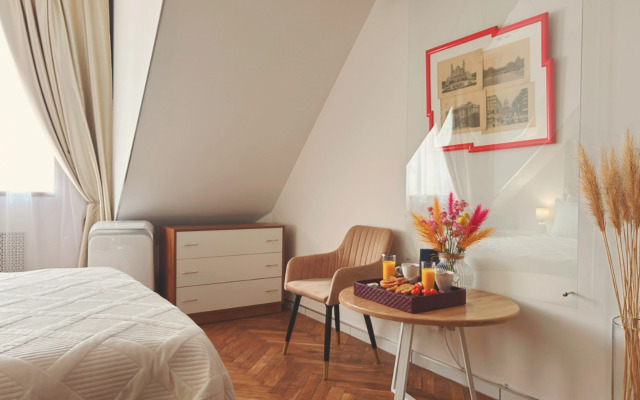 Апартаменты О-Бутик Галерея — Петергофский