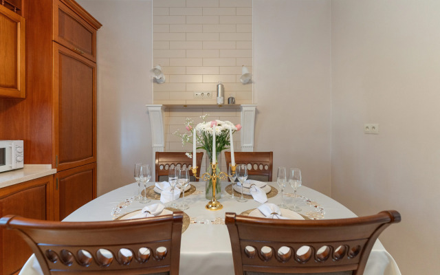 Na 10 Chelovek S Saunoy Private House
