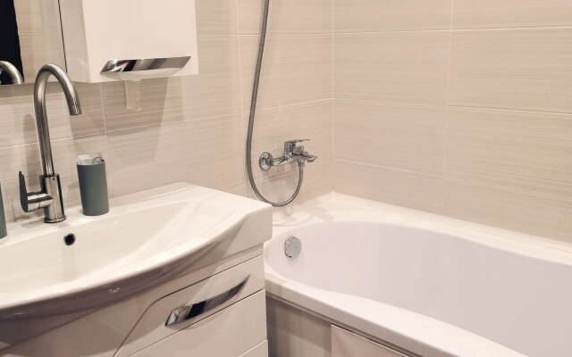 Biznes-Apartamenty Lora Home na Varshavskom shosse Apartments