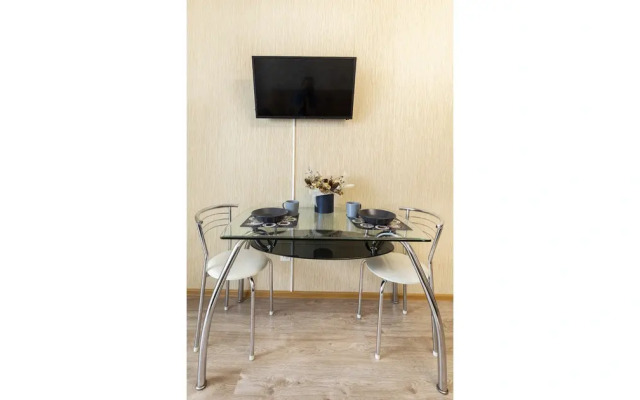 Апартаменты Prince Apartments на ПроспектеСтроителей 18 (221)