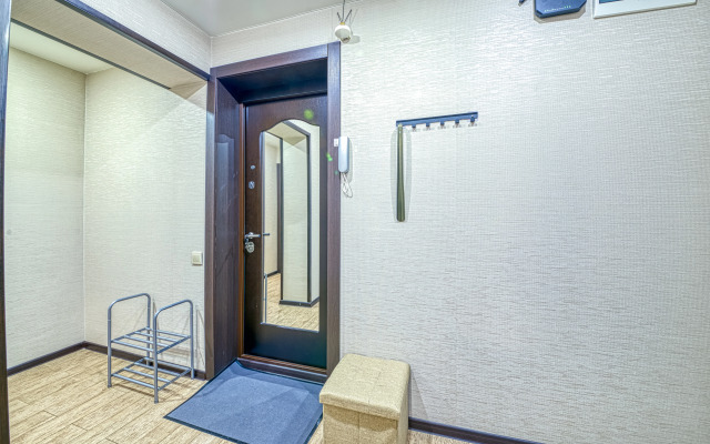 Semeynye Rimskaya Flat