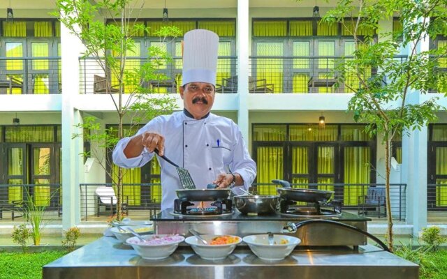 Oak Ray Wild Yala Hotel