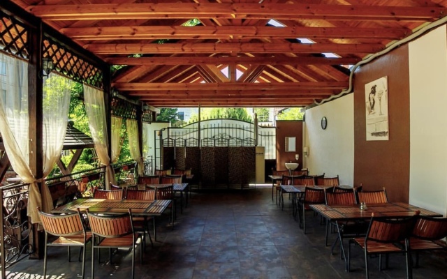 Hotel Paradeyson