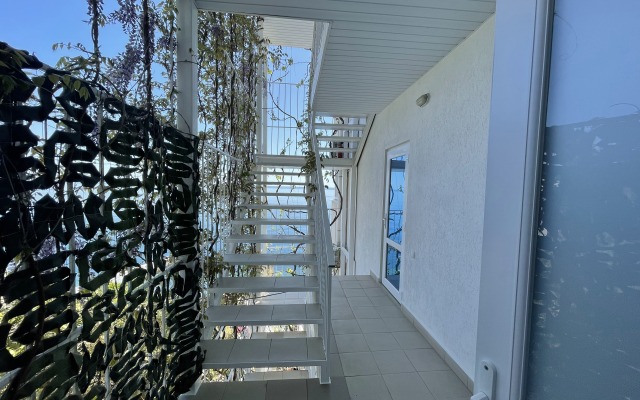 Elling Selena Guest House