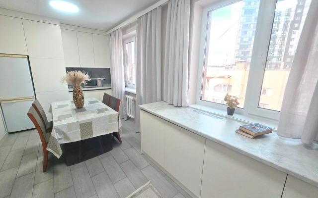 S vidom na gory Samal 2 Flat