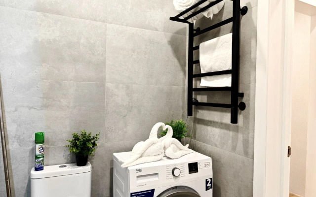 Квартира Двухкомнатная квартира с дизайнерским ремонтом в центре