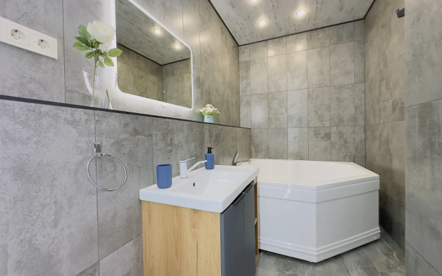 Sky Loft Studio 17 etazh Flat