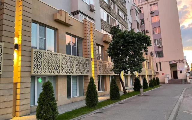 Na Levo-Bulachnoy Ulitse 56/2 Apartments