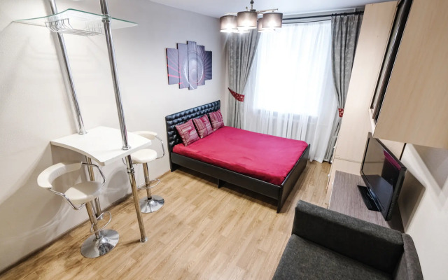 Alye Parusa Ryadom S Parkom V Tsentre Goroda Apartments