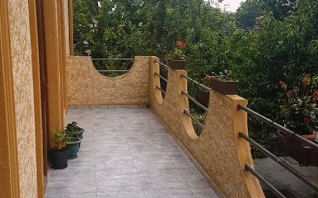 Dom Okolo Morya Guest House