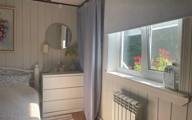 Частный дом Домик у воды