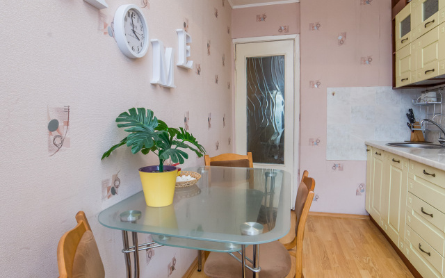 Апартаменты на Индустрии 53