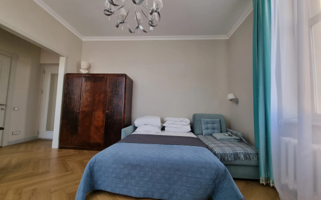 Na Kievskoy Flat