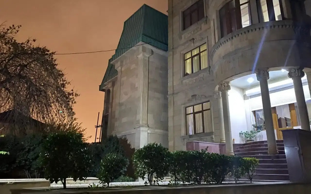 EKM Hotel