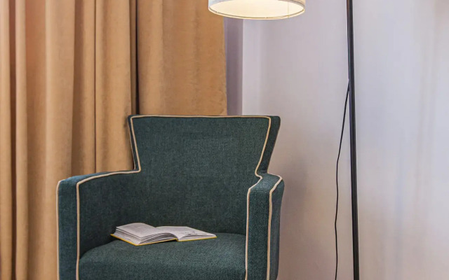 S Krasivym Vidom Na Gory Flat