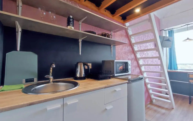 Like  914-2 Apartment