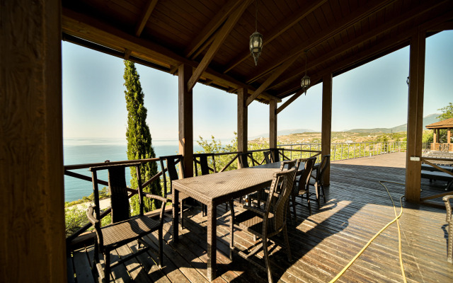 Solnechnyij Guest House