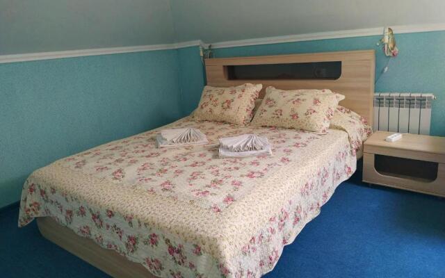 HOUSERICH Guest house