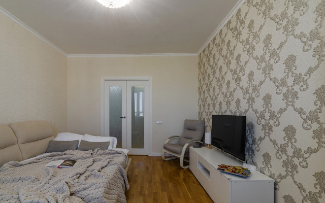 2 Komnatnaya Na Tsentralnoy Naberezhnoy Zaliva Apartment