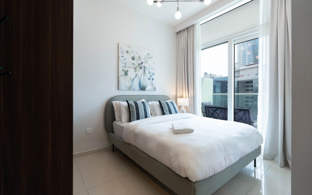 Keyrock Premium Reva Stay with Pool Access Apartments