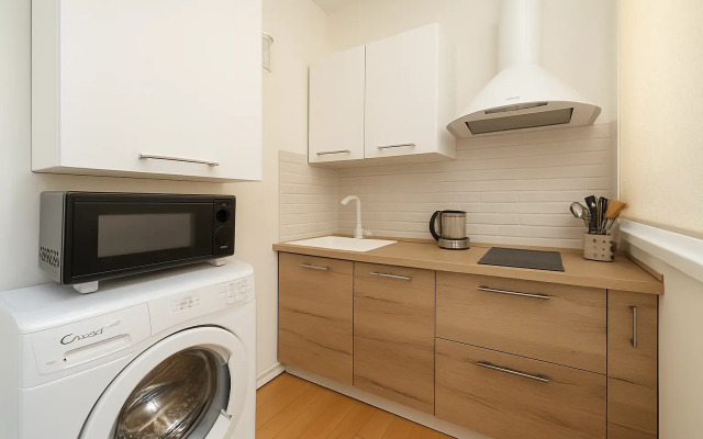 Uyutnaya malyshka ryadom s Olimpiyskim parkom Flat