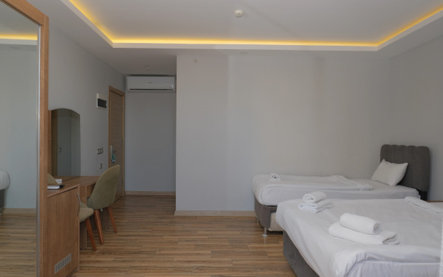 Zeynel Hotel Konyaalti