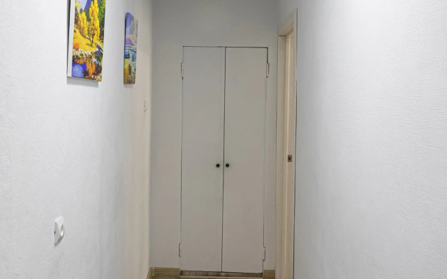 V tsentre na Nerchinskoy 3 Flat