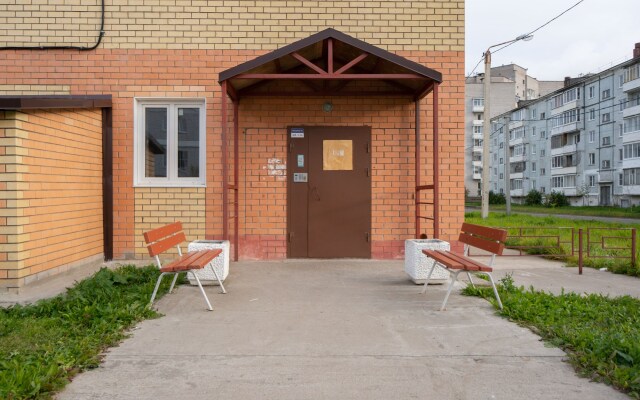 Sutochnyy ray na Narodnaya 7 Apartments