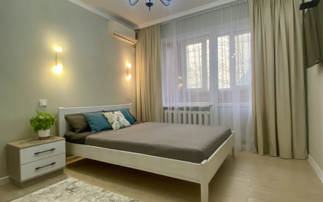 3-komnatnaya Na Kairbekova Flat