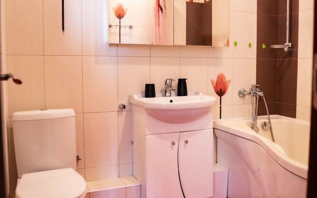 Квартира Уютная двухкомнатная