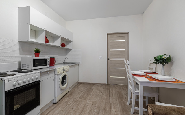 Dlya shesti person na Korotchenko Apartments