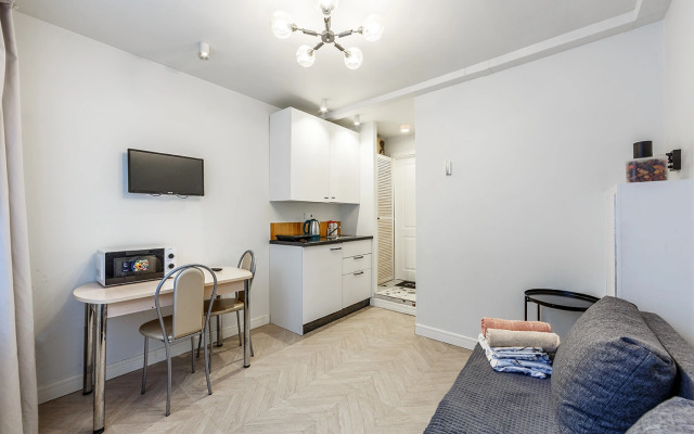 Апартаменты Есть студия на тарусской 4