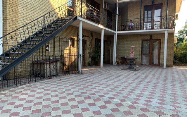 Mechta Guest house