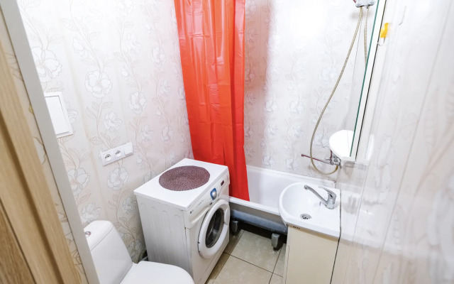 Alye Parusa Ryadom S Parkom V Tsentre Goroda Apartments