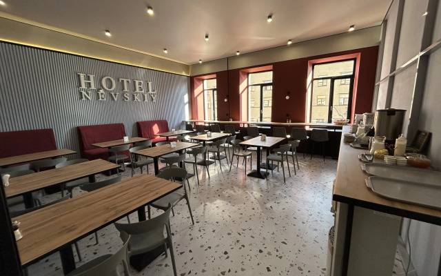 Hotel Nevskij 111